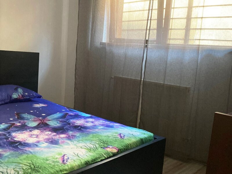 Metrou 1 Decembrie 1918,