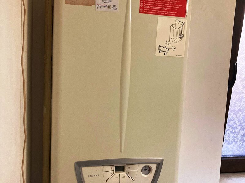 Metrou 1 Decembrie 1918,